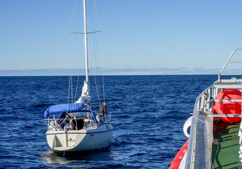 Seilbåten "Argo" ble funnet i god behold utenfor Sørøya